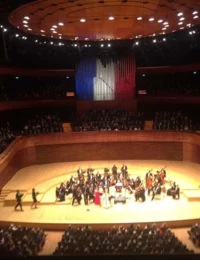 Tak NOSPR uczcił pamięć ofiar zamachu w Paryżu podczas niedzielnego koncertu - 11.2015